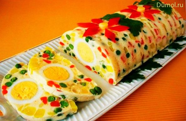 Салат-желе с ветчиной, яйцом и овощами