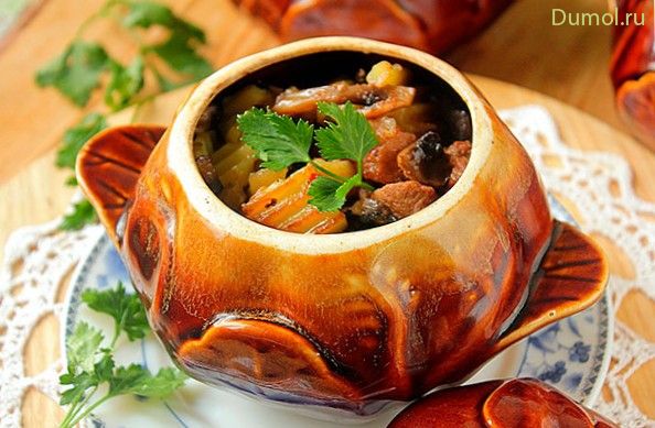 Сочное мясо в горшочках по-селянски (сочное, мясо, свинина) Сочное мясо в горшочках по-селянски