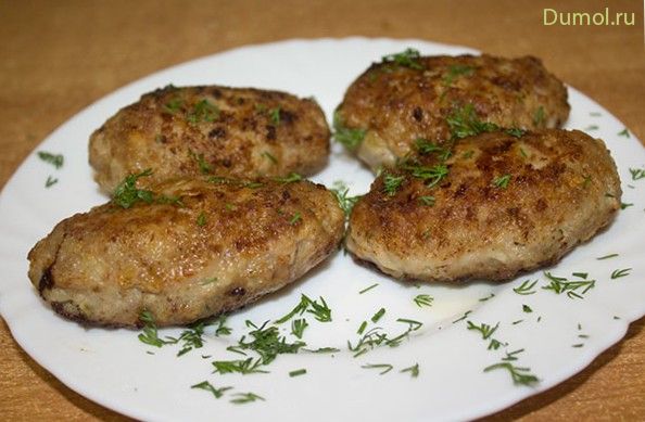 Сочные капустно-мясные котлетки (сочные, капустно-мясные, жир, свинина, капуста) Сочные капустно-мясные котлетки