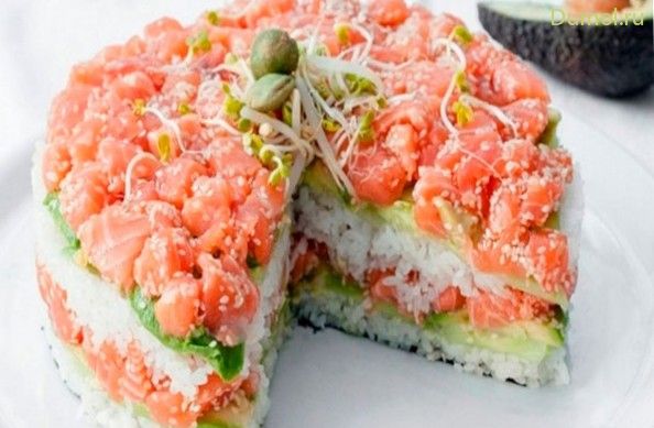 Суши-торт с креветками и авокадо (суши-торт, креветками, авокадо, пищевой) Суши-торт с креветками и авокадо