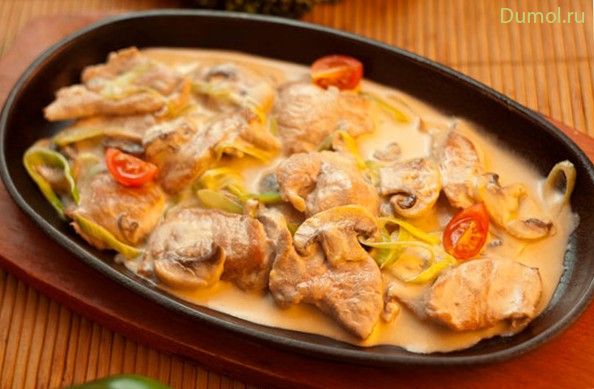 Свинина в сливочном соусе с грибами и кардамоном (свинина, сливочном, соусе, маринад) Свинина в сливочном соусе с грибами и кардамоном