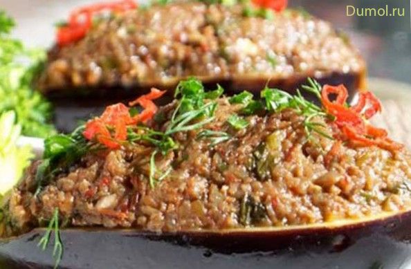 Телятина тушеная по-румынски с сельдереем