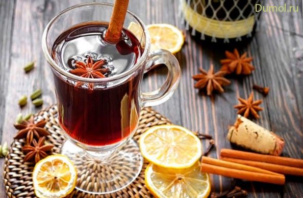 Тёплый шоколад с корицей и гвоздикой