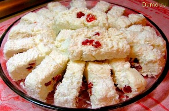 Творожный десерт «Белоснежка» с ягодами (творожный, десерт, белоснежка, творог, жир) Творожный десерт «Белоснежка» с ягодами