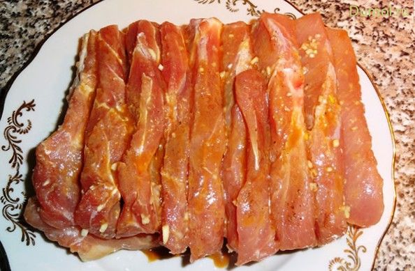 Запеченное мясо маринованное для нарезки (запеченное, мясо, маринованное, маринад) Запеченное мясо маринованное для нарезки