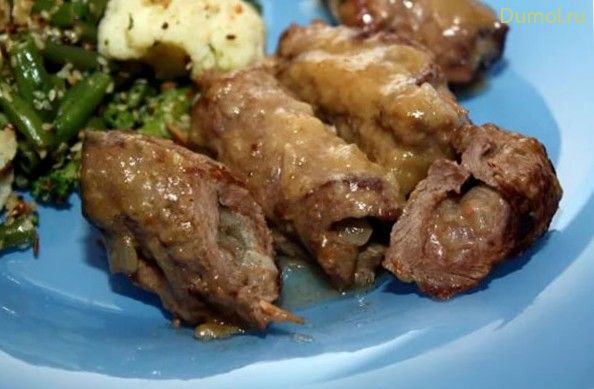 Зразы из говядины с начинкой из сухарей по-варшавски