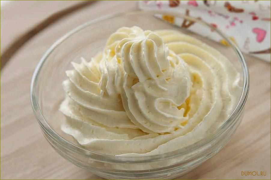 Масляно-сметанный крем для торта: лучшие рецепты и советы