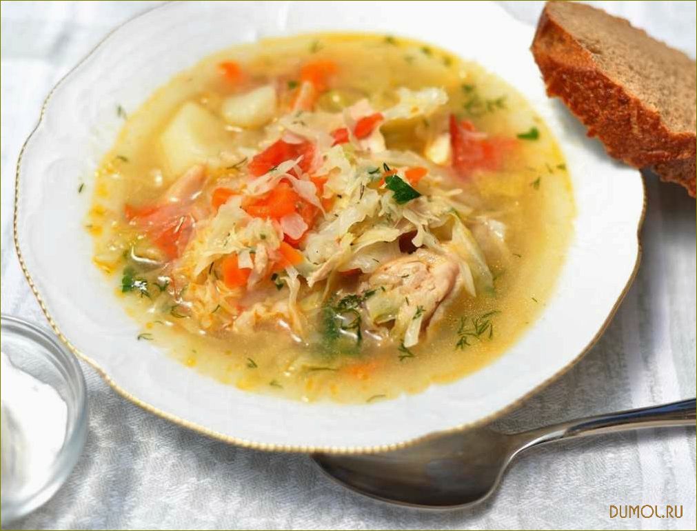 Капустный суп с курицей