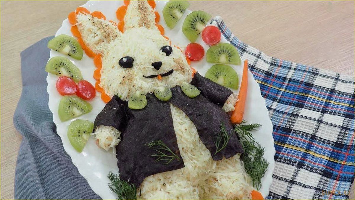 Салат с ананасами на Новый год Кролика 2023