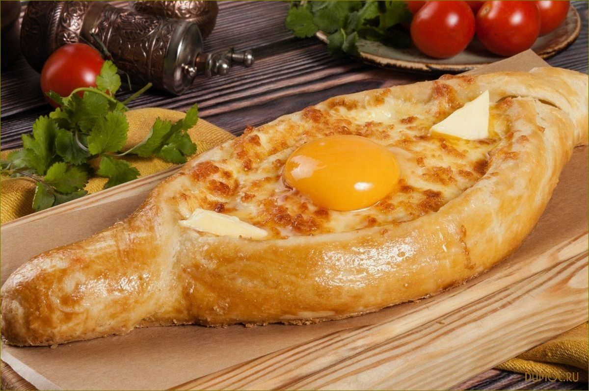 Лодочки с беконом, яйцом и сыром — простой и вкусный рецепт