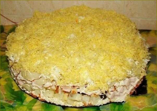 (слоеный, салат, курицей, бычок) Слоеный салат с курицей