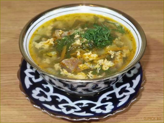 Щавелевый суп с мясом и яйцом