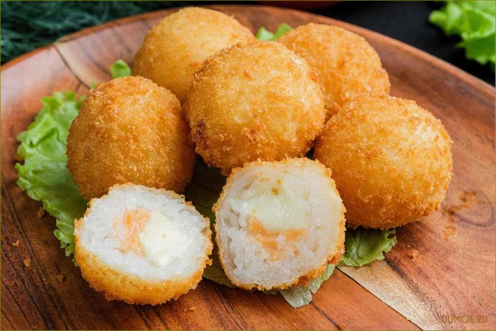 Японские рисовые шарики с сыром